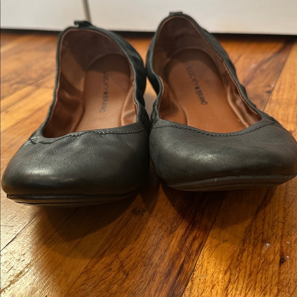 Lucky Brand Women's Black Leather Ballet Flats - Picture 6 of 12